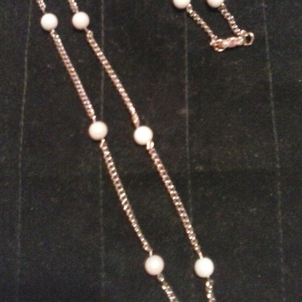 *Vintage 12 Faux Pearl Silver Tone Necklace